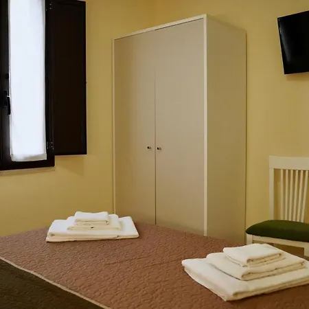 فندق Tenuta Colle Degli Ulivi سيباري