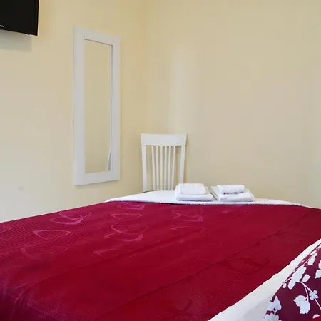 Tenuta Colle Degli Ulivi Farm stay *